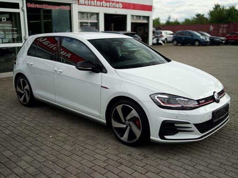 Gebraucht VW Golf VII GTI 245 PS (180 kW) 2019 Andere Limousine