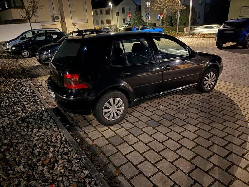 Gebraucht VW Golf IV 101 PS (74 kW) 1999 Schwarz Kleinwagen