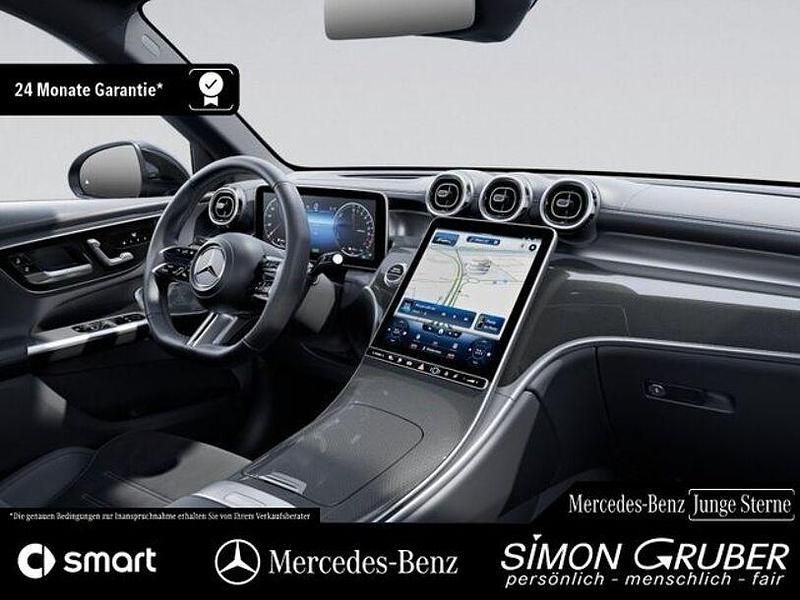 Gebraucht Mercedes GLC400d AMG 252 PS (185 kW) 2024 Lack graphitgrau (metallic) SUV