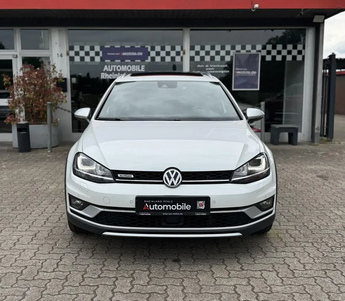 Gebraucht VW Golf Alltrack 184 PS (135 kW) 2015 Weiß Kombi