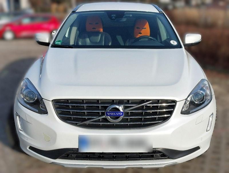 Gebraucht Volvo XC60 190 PS (139 kW) 2016 Weiß SUV