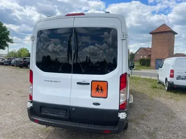 Gebraucht Ford Transit Trend 131 PS (96 kW) 2018 Weiß Kombi