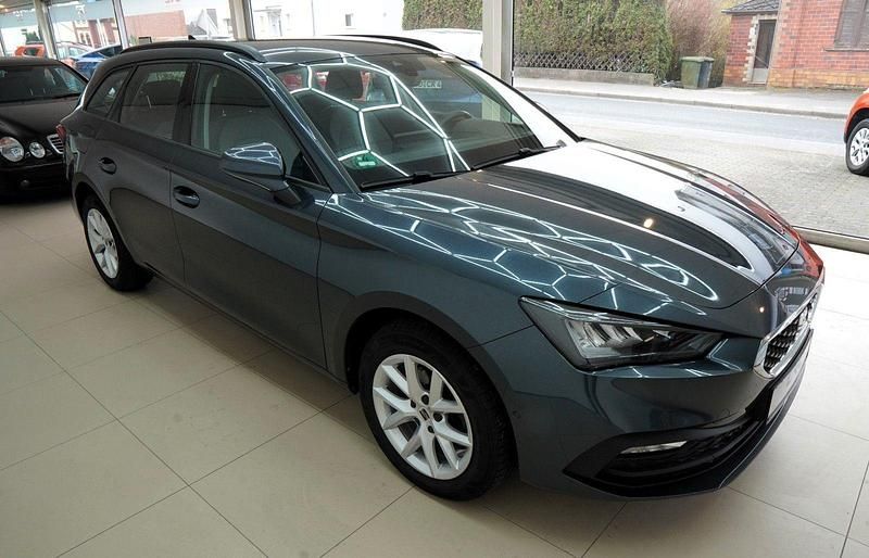 Gebraucht Seat Leon Style 131 PS (96 kW) 2020 Grau Kombi