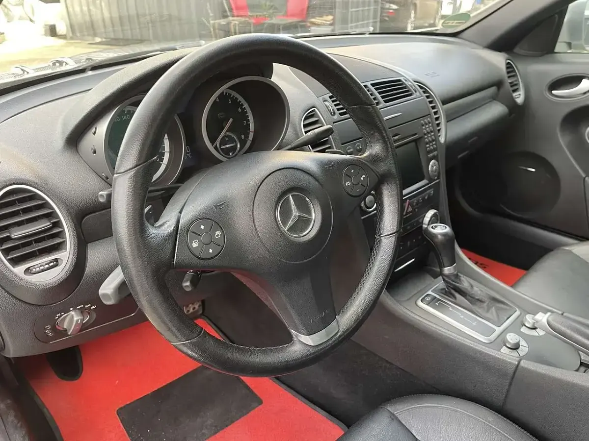 Gebraucht Mercedes SLK350 305 PS (224 kW) 2009 Palladiumsilber  metalliclack Cabrio