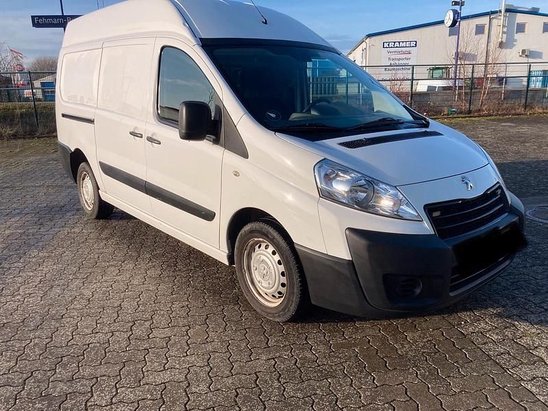 Gebraucht Peugeot Expert 127 PS (93 kW) 2016 Weiß Van