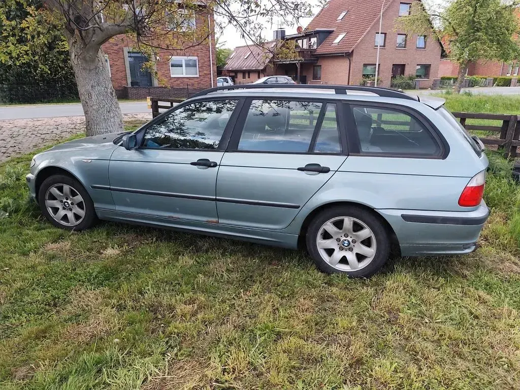 Gebraucht BMW 316 116 PS (85 kW) 2002 Grau Kombi