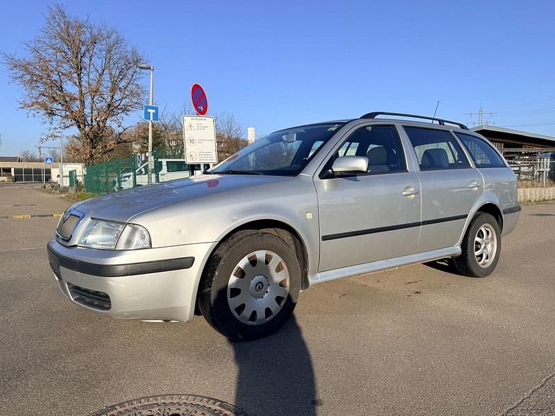 Gebraucht Skoda Octavia Tour 101 PS (74 kW) 2005 Silber Kombi