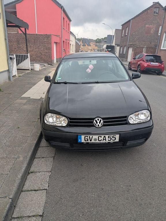 Schwarz Gebraucht 2003 VW Golf IV Ocean Limousine | 1.900 € (Guter Preis) - Bild 1/4