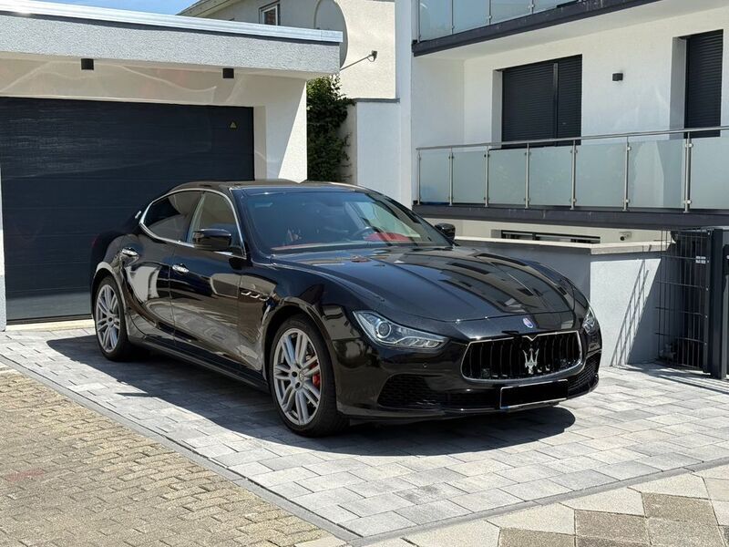 Schwarz Gebraucht 2016 Maserati Ghibli Coupé | 26.800 € (Fairer Preis) - Bild 1/4