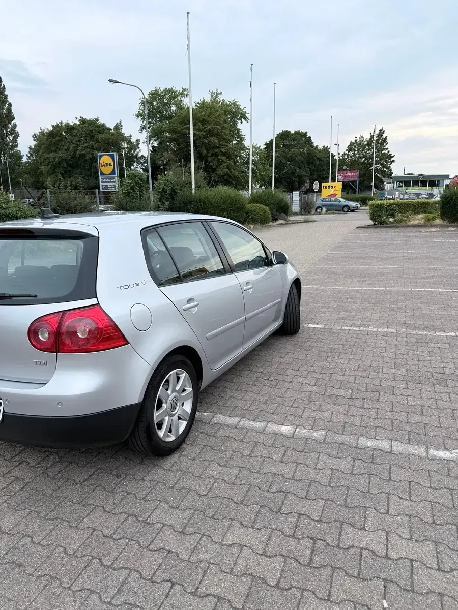 Gebraucht VW Golf V 105 PS (77 kW) 2007 Grau Limousine