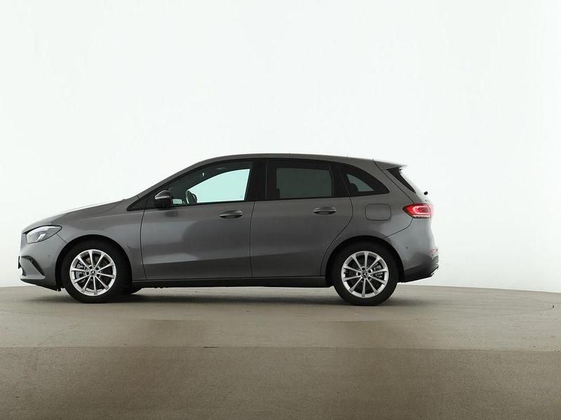Gebraucht Mercedes B250e Progressive 218 PS (160 kW) 2022 Grau Van / Kleinbus