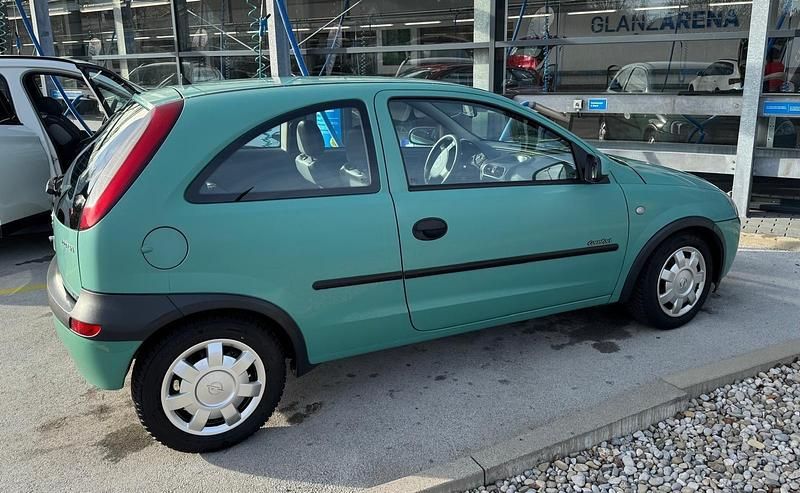 Gebraucht Opel Corsa 58 PS (42 kW) 2000 Grün Kleinwagen