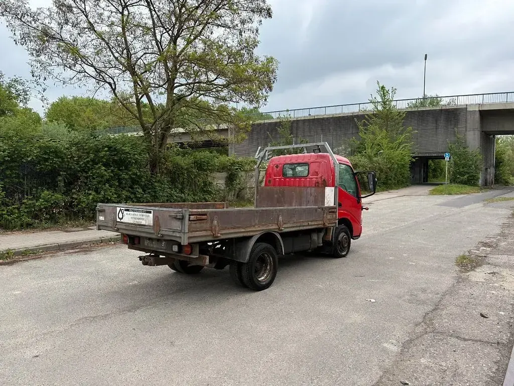 Gebraucht Toyota Dyna 2004 Rot Pickup