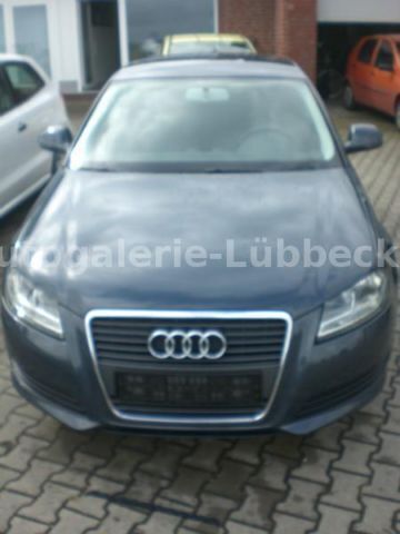 Gebraucht Audi A3 Attraction 125 PS (91 kW) 2010 Grau metallic