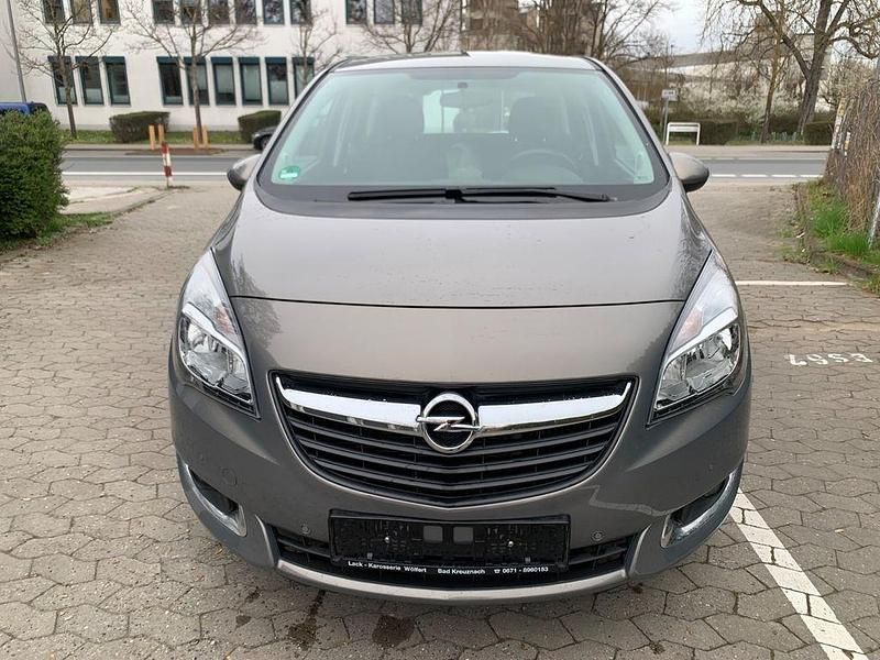Gebraucht Opel Meriva Style 110 PS (80 kW) 2015 Braun Van / Kleinbus