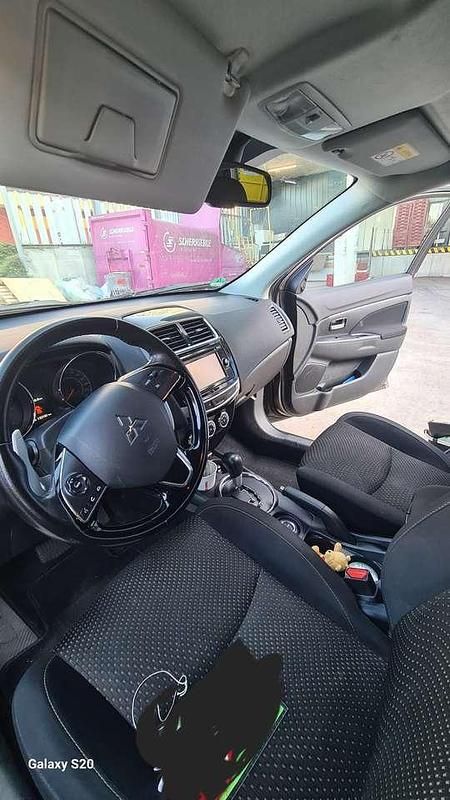 Beige Gebraucht 2017 Mitsubishi ASX Edition SUV | 10.900 € (Guter Preis) - Bild 1/4