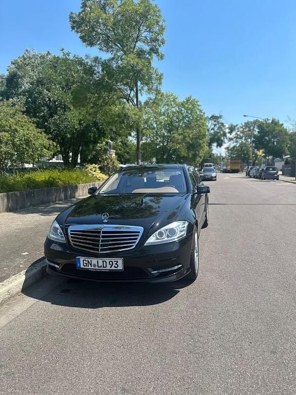 Schwarz Gebraucht 2011 Mercedes S350 AMG Limousine | 19.600 € (Fairer Preis) - Bild 1/4