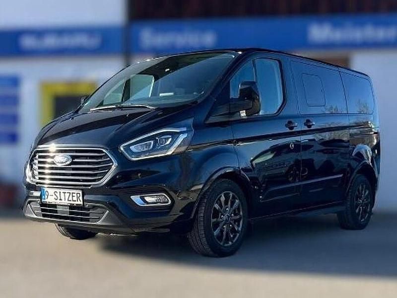 Gebraucht Ford Tourneo Custom Titanium 185 PS (136 kW) 2020 Schwarz Van