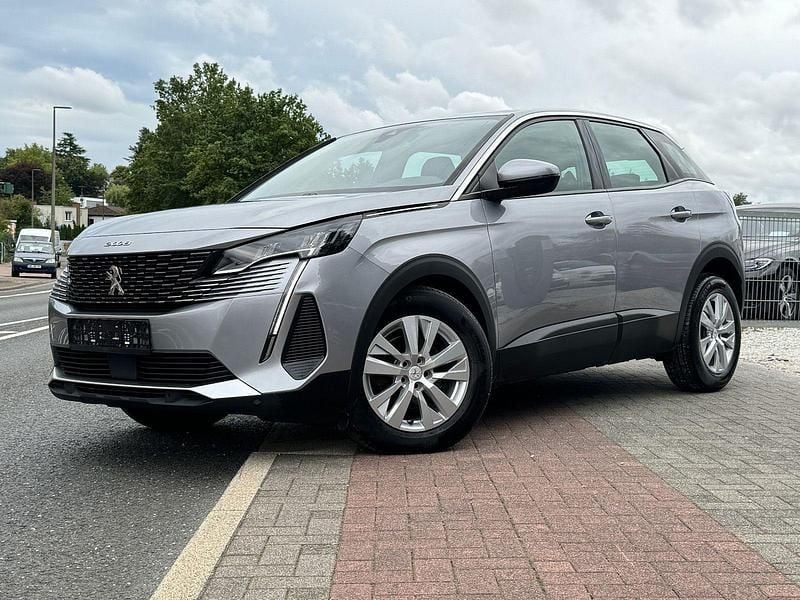 Grau Gebraucht 2021 Peugeot 3008 Active SUV | 16.900 € (Superpreis) - Bild 1/4