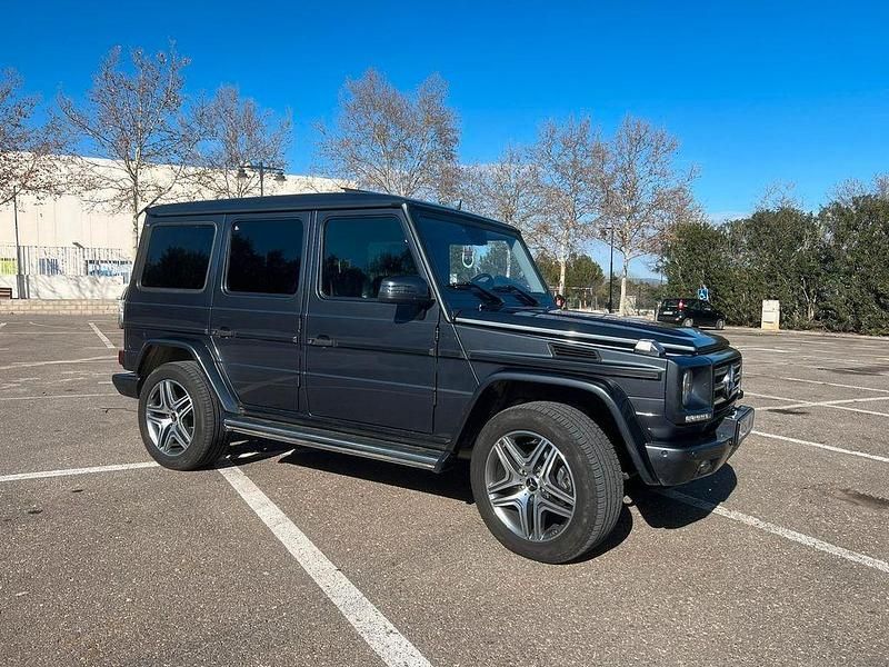 Grau Gebraucht 2012 Mercedes G350 SUV | 48.000 € (Teuer) - Bild 1/4