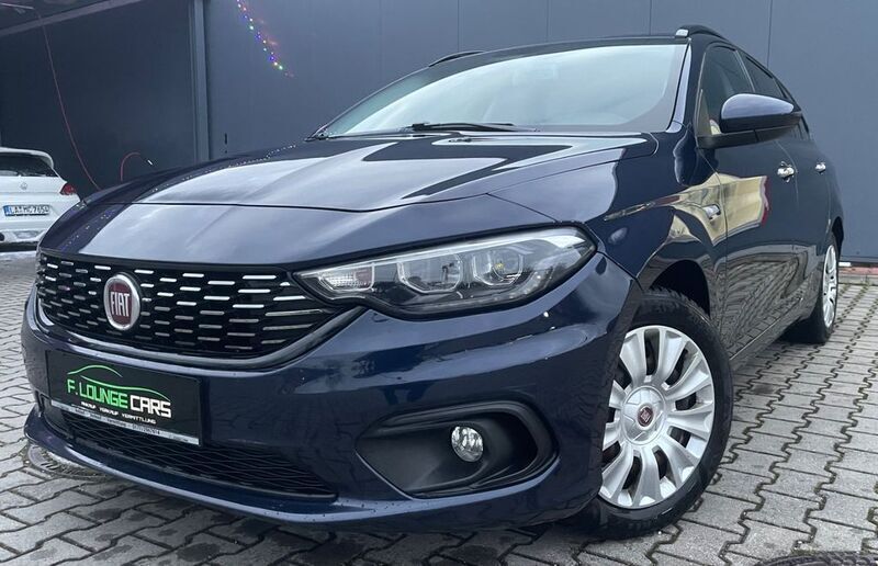 Colore esterno (new blu (vr71 Gebraucht 2017 Fiat Tipo Lounge Kombi | 6.999 € (Guter Preis) - Bild 1/4
