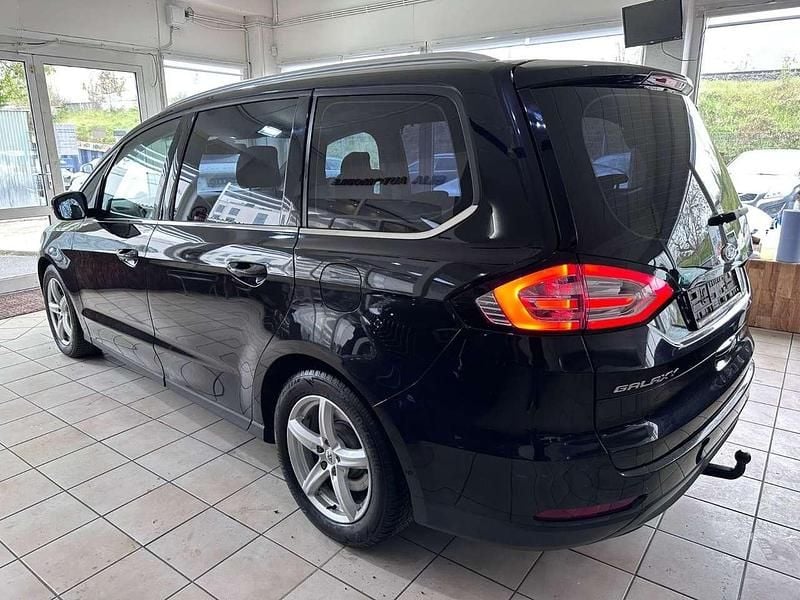 Używany Ford Galaxy Titanium 179 KM (131 kW) 2015 Czarny Minivan