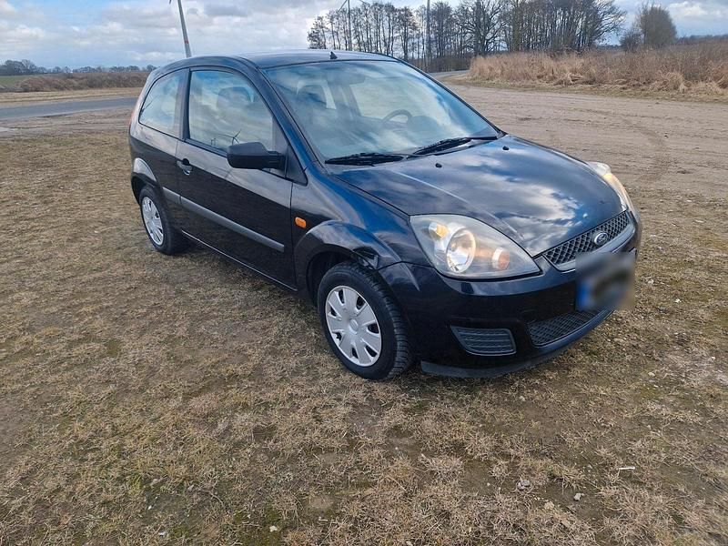Gebraucht Ford Fiesta 69 PS (50 kW) 2007 Schwarz Kleinwagen