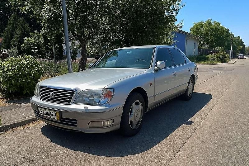 Gebraucht 1999 Lexus LS400 Limousine | 10.500 € - Bild 1/4