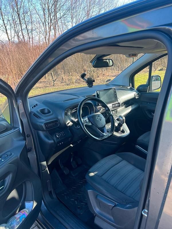 Gebraucht Opel Combo Life 102 PS (75 kW) 2018 Grau Kombi