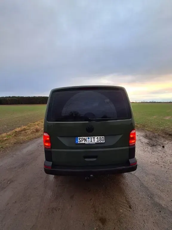 Usata VW Transporter 204 CV (150 kW) 2016 Verde Furgone