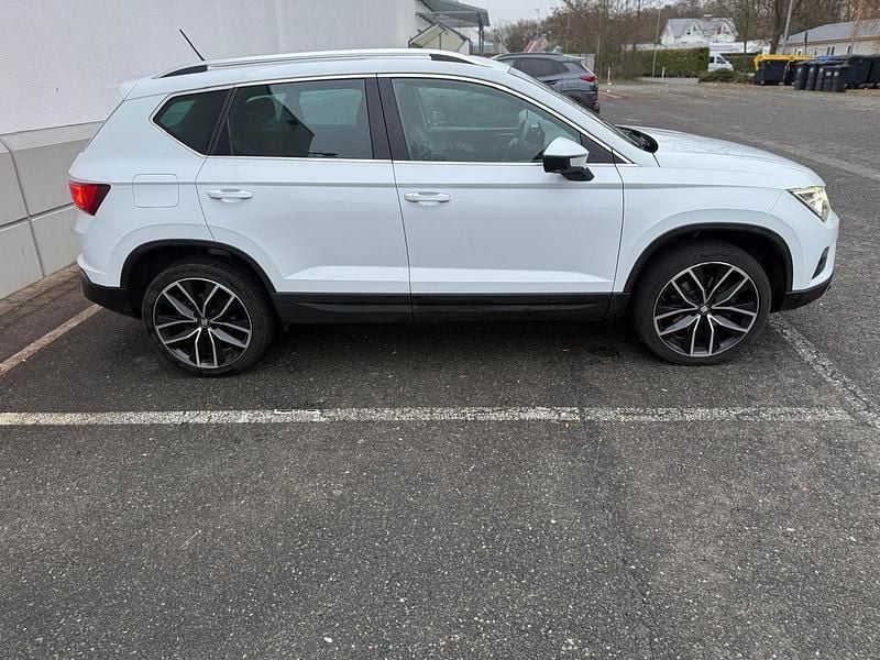Gebraucht Seat Ateca XCELLENCE 150 PS (110 kW) 2017 Weiß SUV