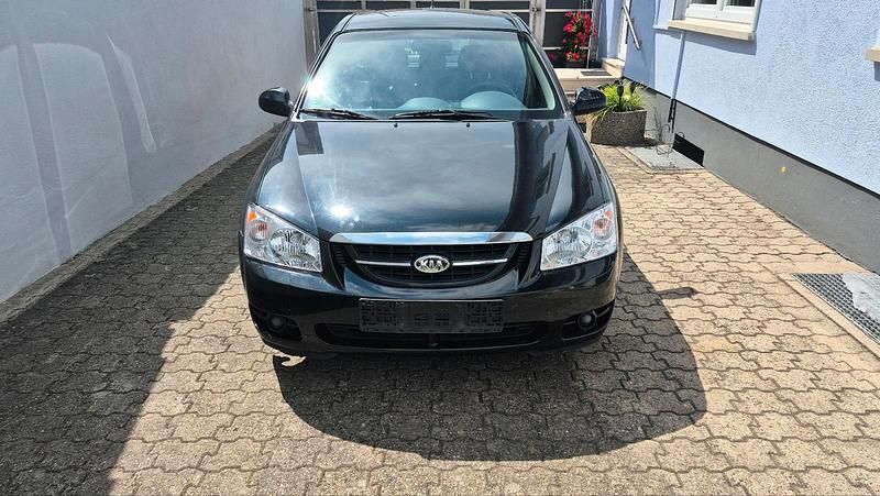 Schwarz Gebraucht 2006 Kia Cerato 2 Kleinwagen | 1.150 € (Guter Preis) - Bild 1/4