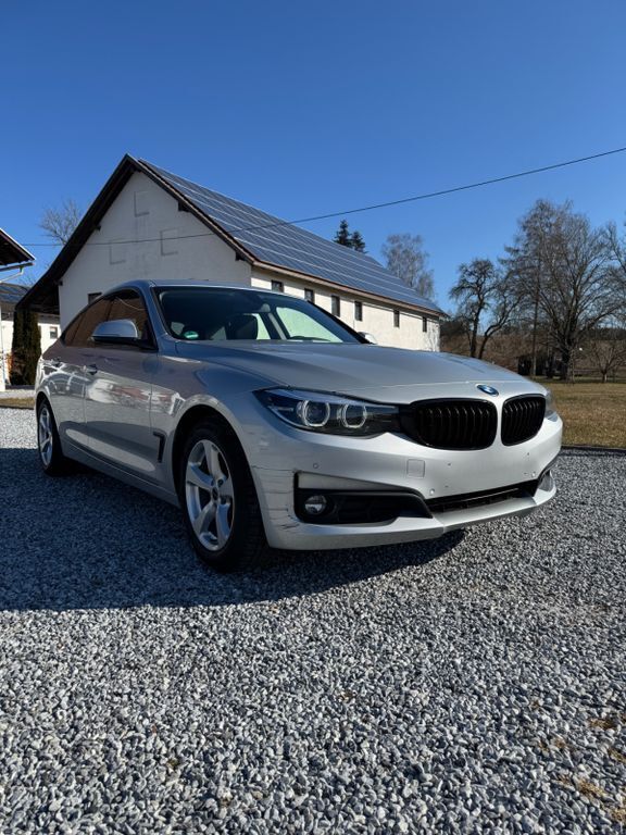 Silber Gebraucht 2019 BMW 320 Gran Turismo Advantage Limousine | 17.200 € (Guter Preis) - Bild 1/4