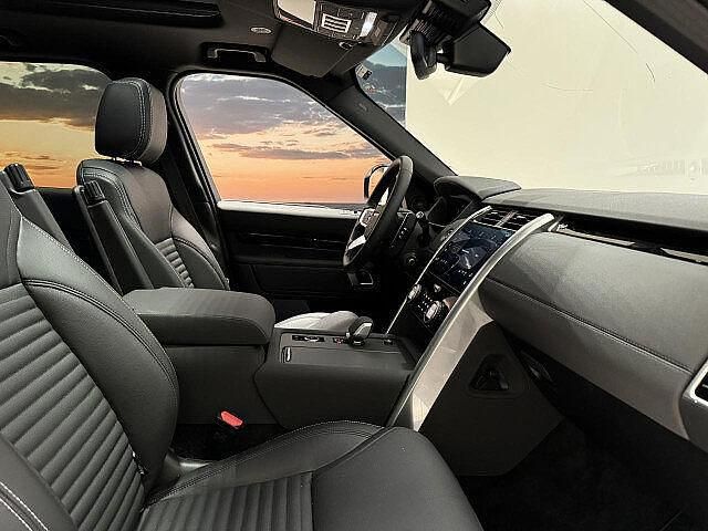 Gebraucht Land Rover Discovery 5 355 PS (261 kW) 2024 Eiger grey SUV