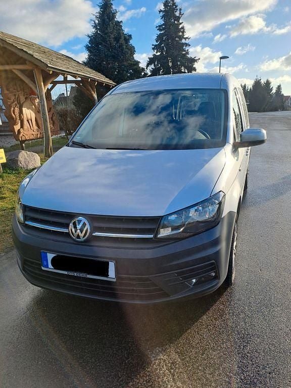 Silber Gebraucht 2020 VW Caddy Maxi Van / Kleinbus | 34.900 € - Bild 1/4