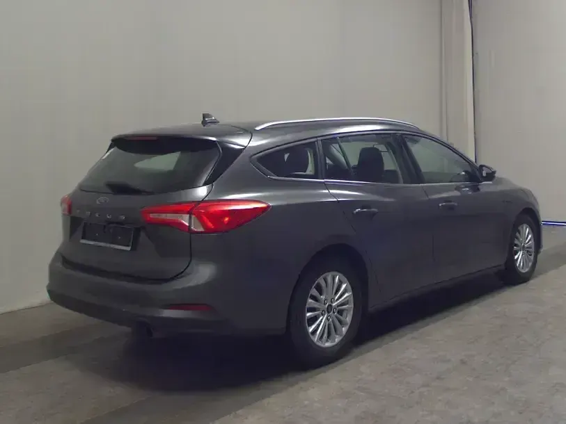 Brugt Ford Focus Titanium 120 HK (88 kW) 2020 Grå Sedan