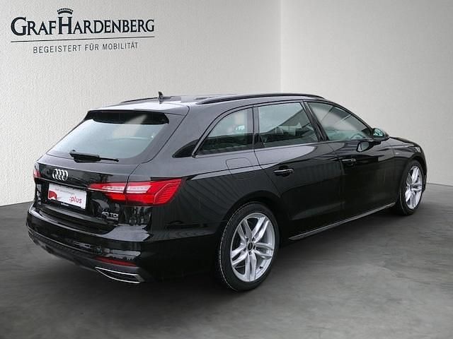 Gebraucht Audi A4 S-Line 204 PS (150 kW) 2023 Mythosschwarz metallic Kombi