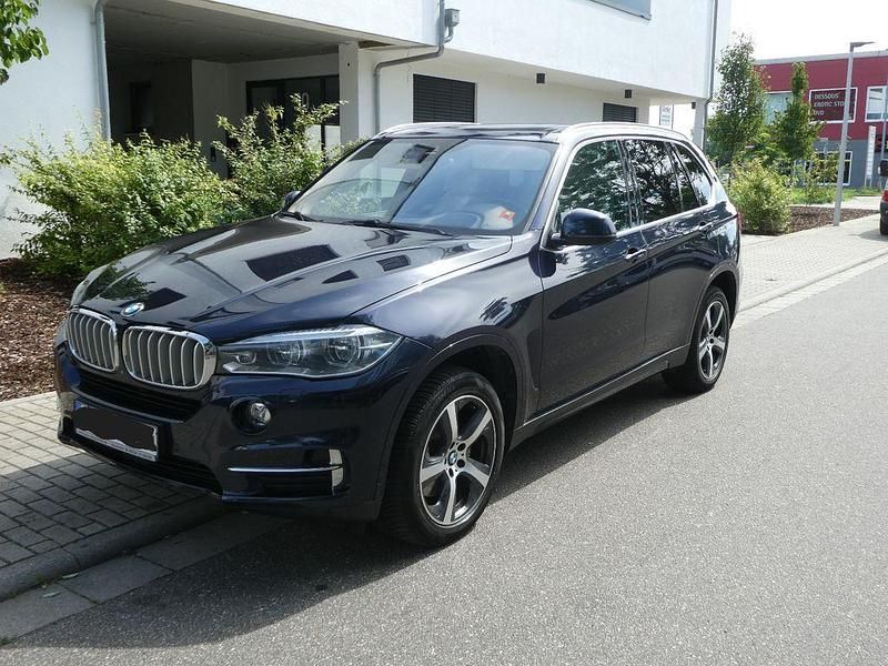 Second-hand BMW X5 313 CP (230 kW) 2017 Albastru SUV