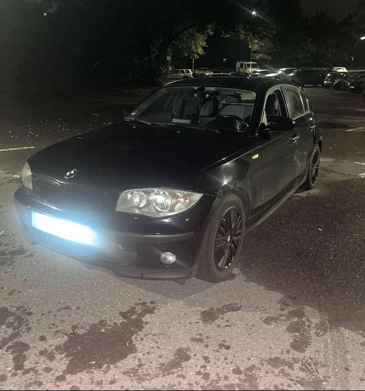 Schwarz Gebraucht 2006 BMW 118 Kleinwagen | 2.000 € (Fairer Preis) - Bild 1/4