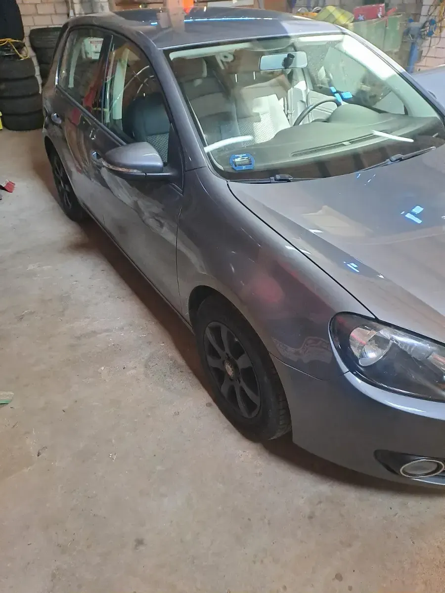 Używany VW Golf VI 80 KM (58 kW) 2011 Brązowy Hatchback