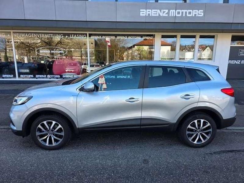 Gebraucht Renault Kadjar Zen 140 PS (102 kW) 2021 Highland grey SUV