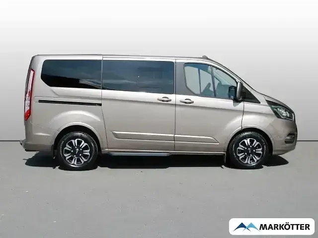 Gebraucht Ford Transit Tourneo Titanium 131 PS (96 kW) 2021 Silber Van / Kleinbus