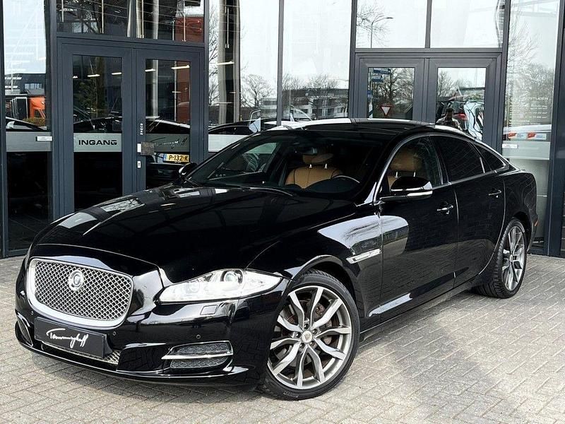 Gebraucht Jaguar XJ 275 PS (202 kW) 2012 Schwarz Limousine
