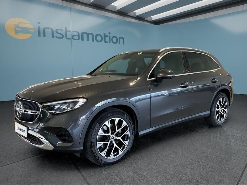 Grau Gebraucht 2025 Mercedes GLC220 SUV | 55.799 € - Bild 1/4