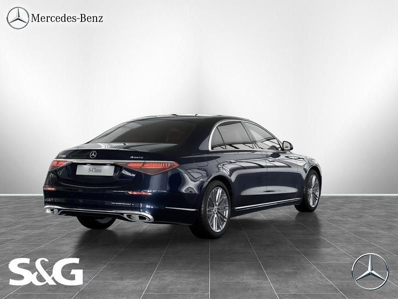 Gebraucht Mercedes S580 503 PS (369 kW) 2022 Metalliclack nautikblau metallic Limousine