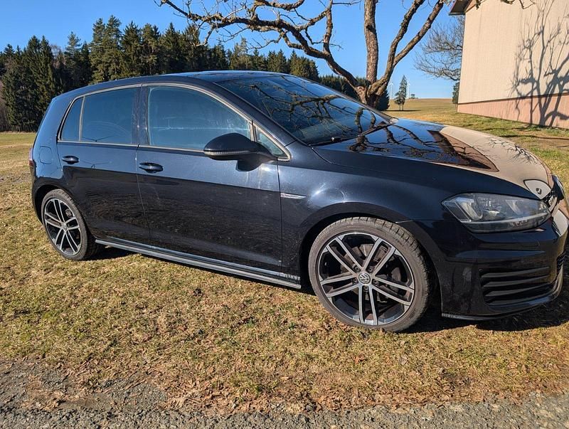 Gebraucht VW Golf VII GTD 184 PS (135 kW) 2014 Schwarz Limousine