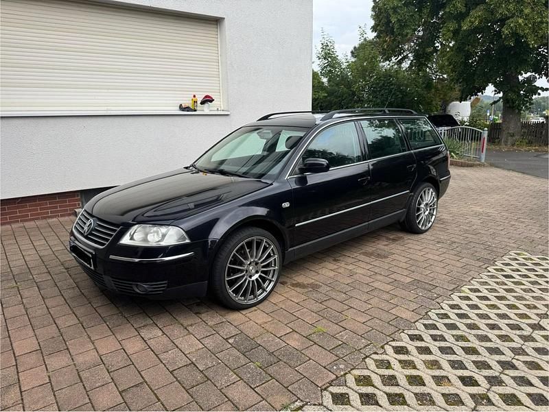 Schwarz Gebraucht 2001 VW Passat Kombi | 3.500 € (Teuer) - Bild 1/4