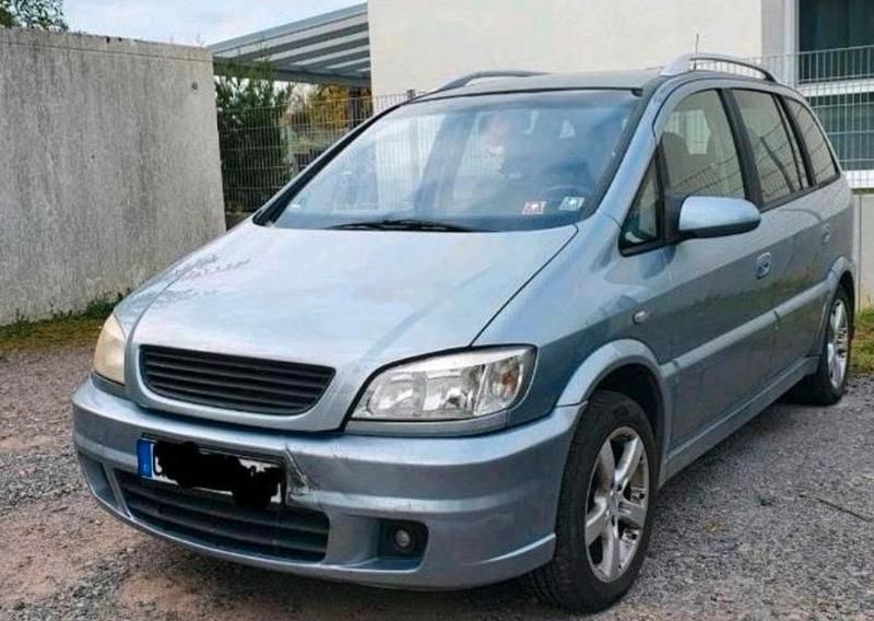 Silber Gebraucht 2005 Opel Zafira Van / Kleinbus | 1.300 € (Superpreis) - Bild 1/3