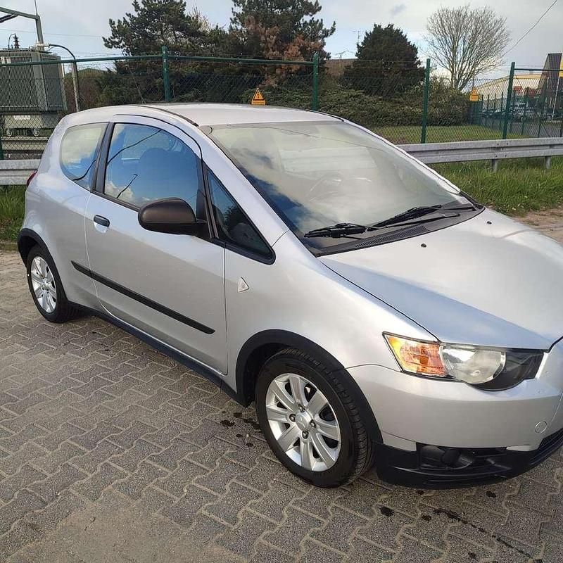 Gebraucht Mitsubishi Colt Edition 75 PS (55 kW) 2010 Kleinwagen