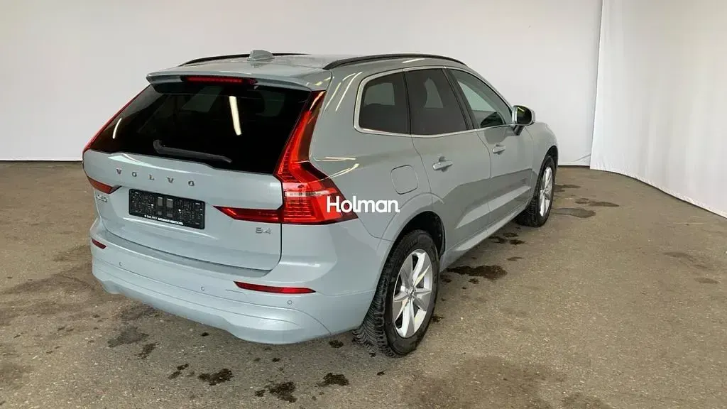 Gebraucht Volvo XC60 Core 197 PS (144 kW) 2024 Grau SUV